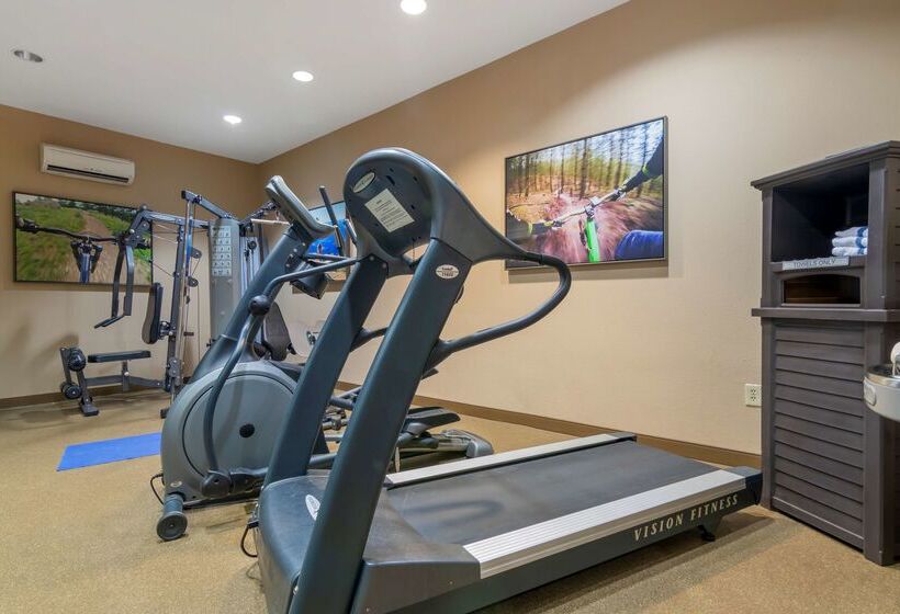 فندق Best Western Plus Butterfield Inn