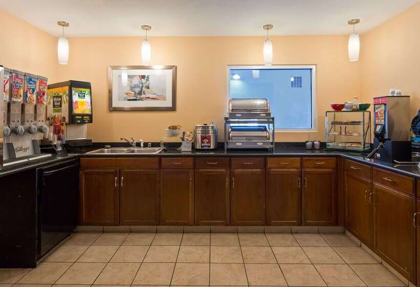 בית מלון כפרי Best Western Central City