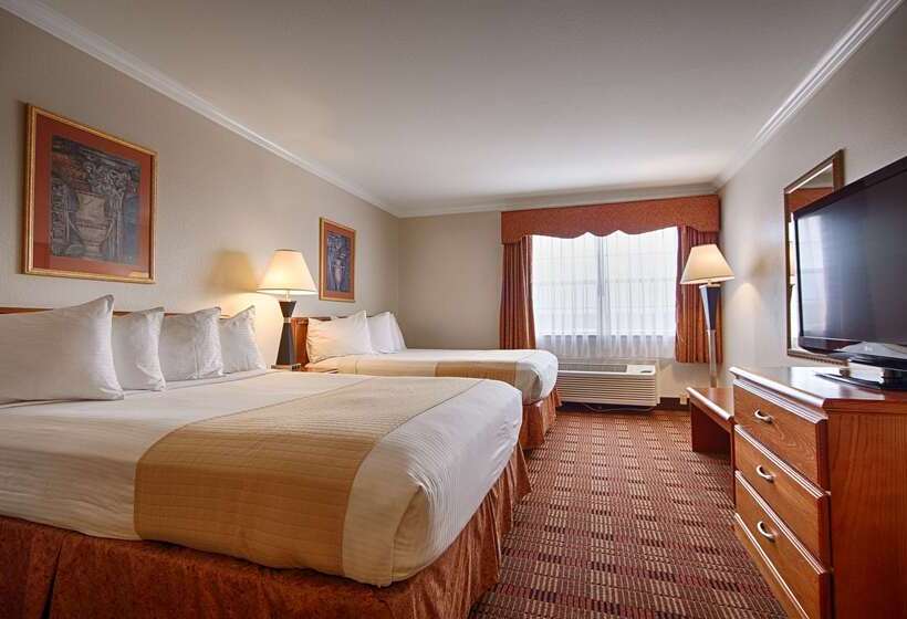 בית מלון כפרי Best Western Clubhouse Inn & Suites