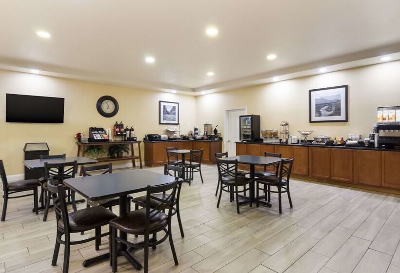 ホテル Best Western Comanche Inn