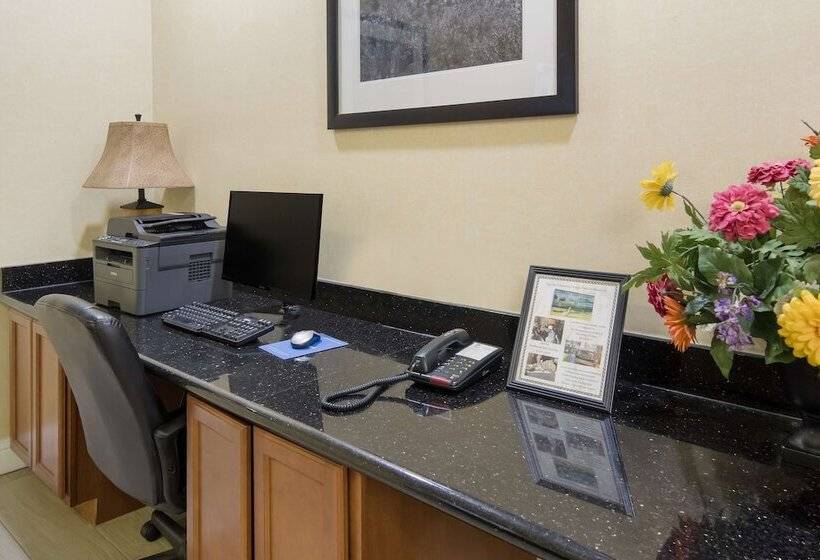 ホテル Best Western Comanche Inn