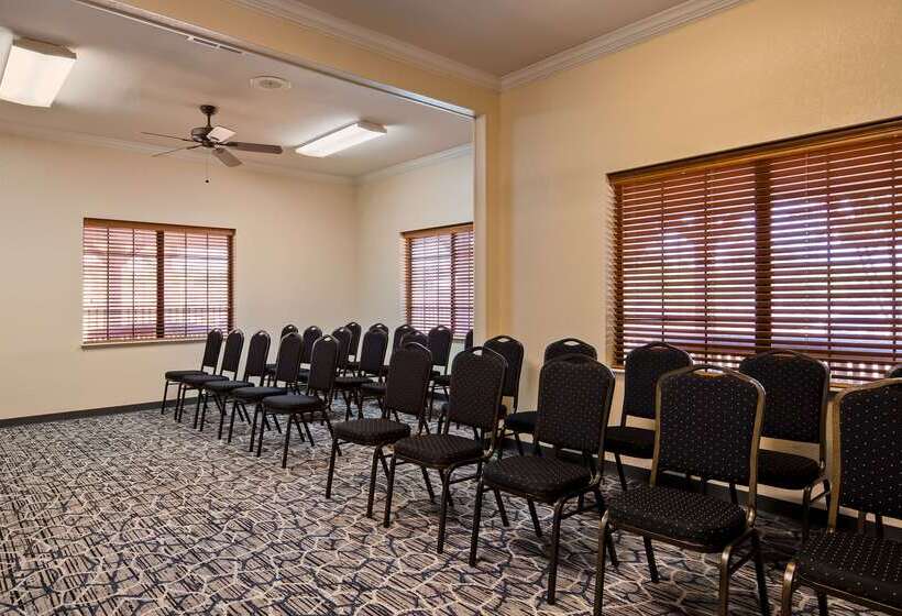 בית מלון כפרי Best Western Dinosaur Valley Inn & Suites