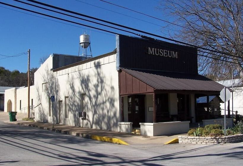 בית מלון כפרי Best Western Dinosaur Valley Inn & Suites