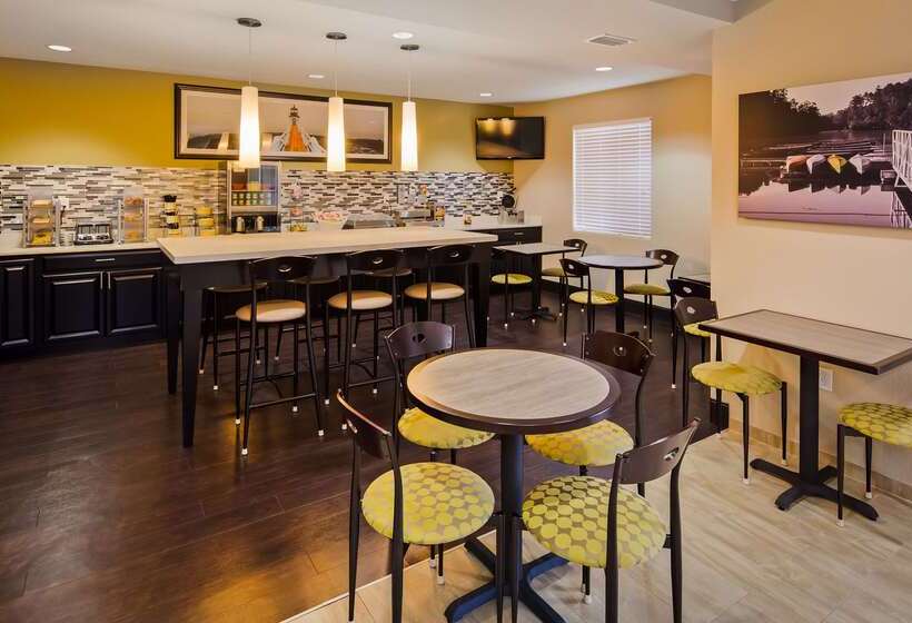 فندق Best Western Edgewater Inn