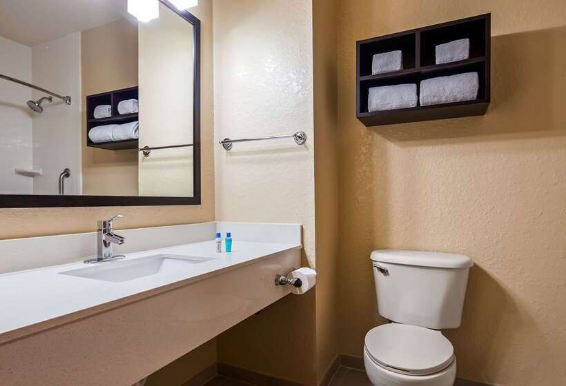 فندق Best Western Edgewater Inn