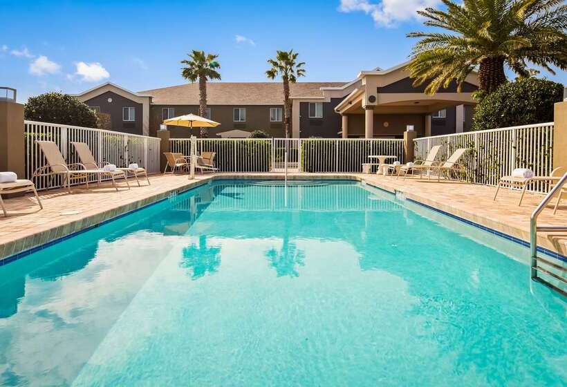 فندق Best Western Edgewater Inn