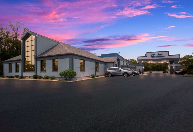 فندق Best Western Executive Inn