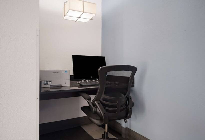 فندق Best Western Executive Inn