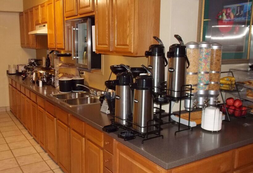 酒店 Best Western Executive Inn