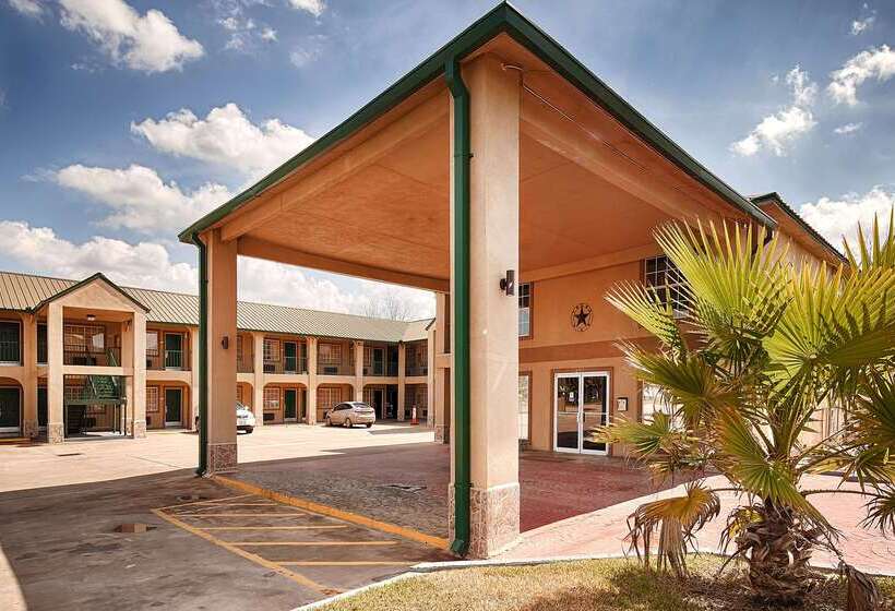 酒店 Best Western Executive Inn