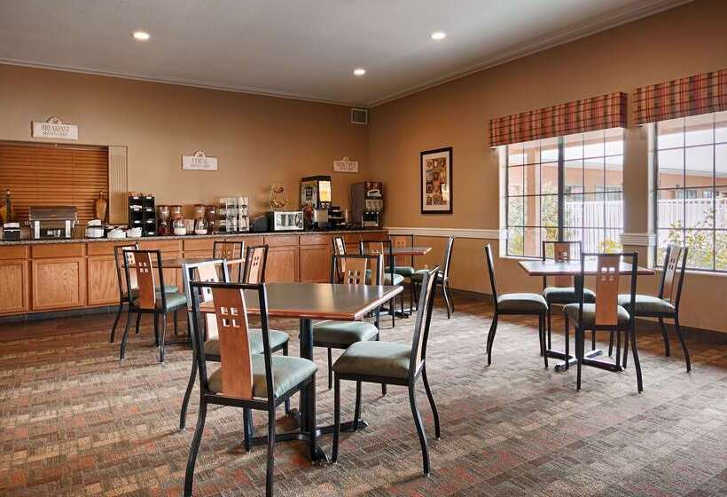 Отель Best Western Hebbronville Inn