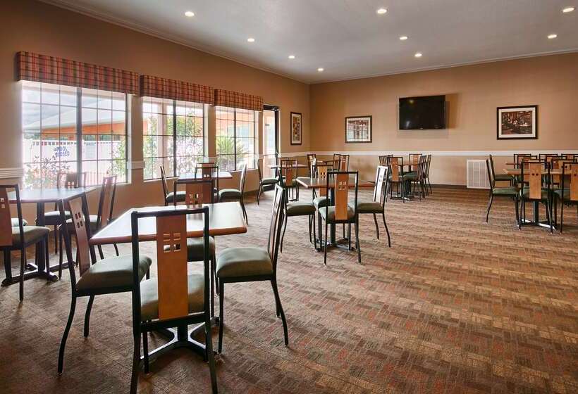 호텔 Best Western Hebbronville Inn