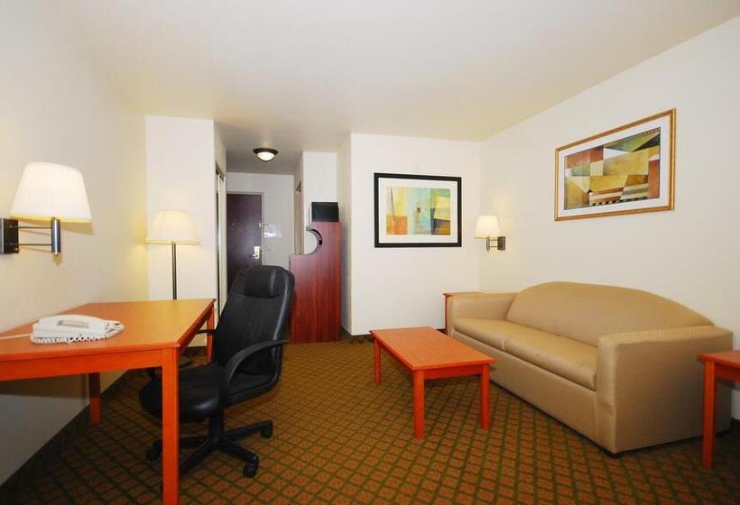 Отель Best Western Inn & Suites   Henrietta