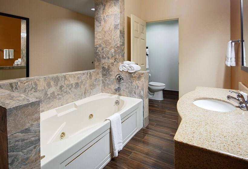 فندق Best Western Houma Inn