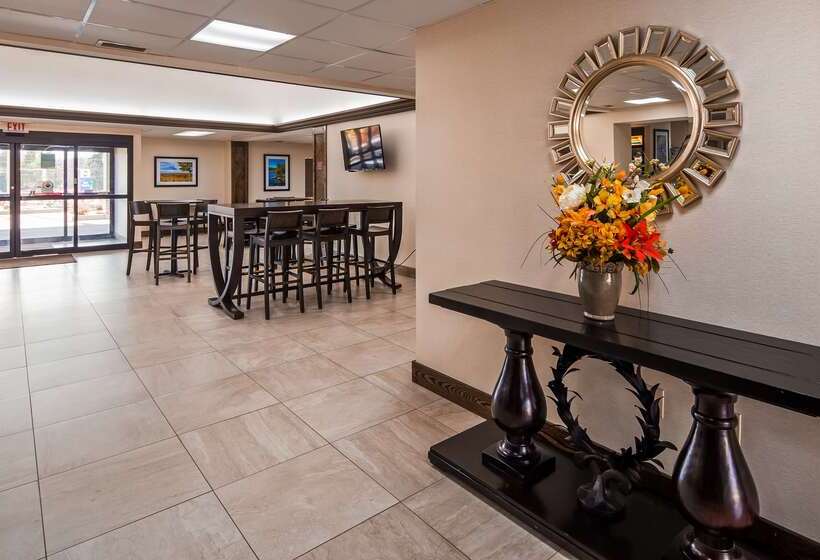 فندق Best Western Inn At Blakeslee Pocono