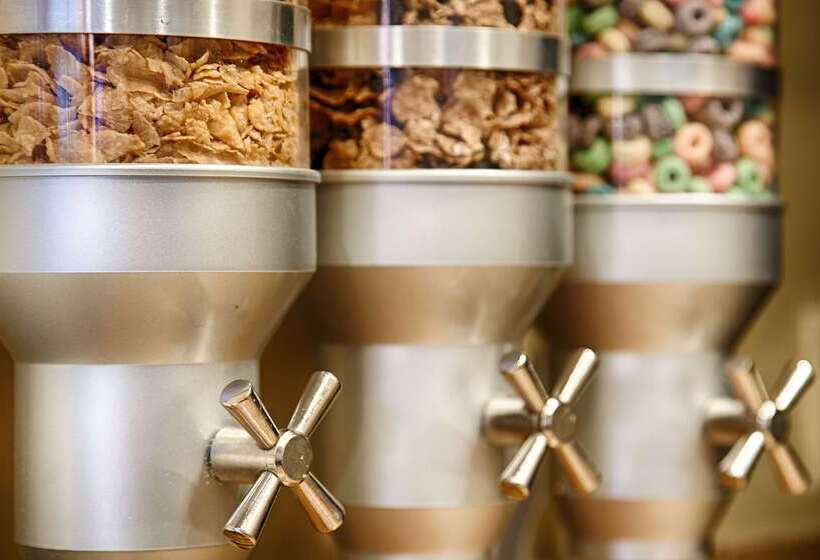 فندق Best Western Liberty Inn