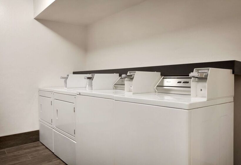 Отель Best Western Liberty Inn