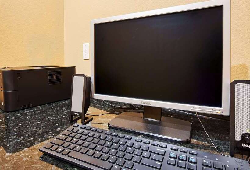 Best Western Lockhart Hotel & Suites