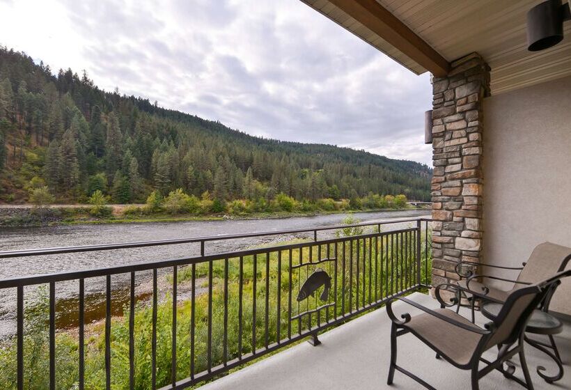 ホテル Best Western Lodge At River S Edge