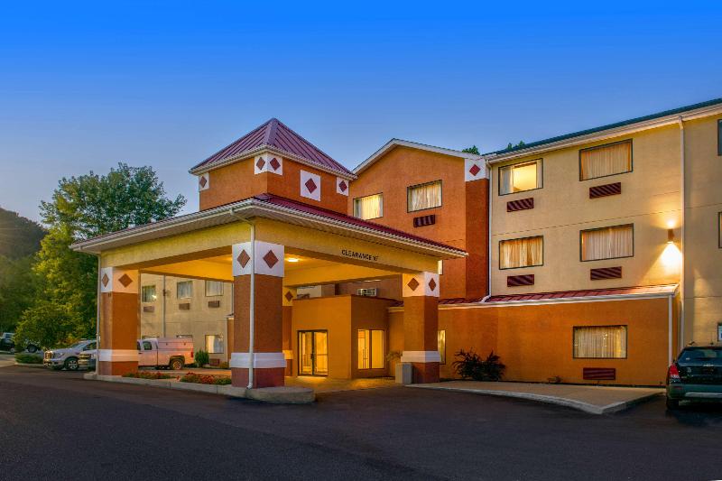 Отель Best Western Logan Inn