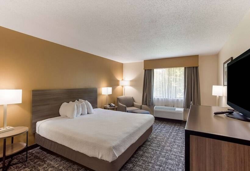 Отель Best Western Logan Inn