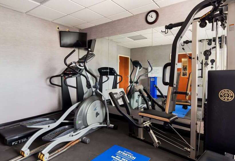 فندق Best Western Nittany Inn Milroy