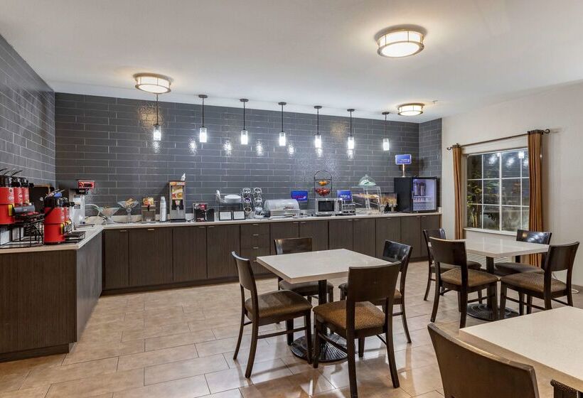 בית מלון כפרי Best Western Oakdale Inn