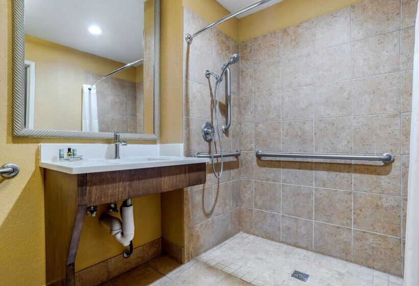 בית מלון כפרי Best Western Plaquemine Inn