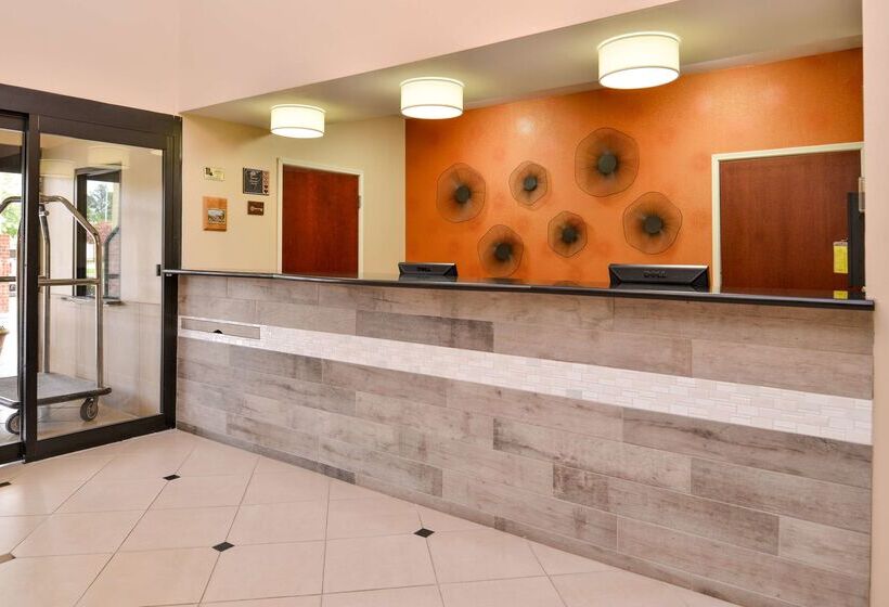 فندق Best Western Plaquemine Inn