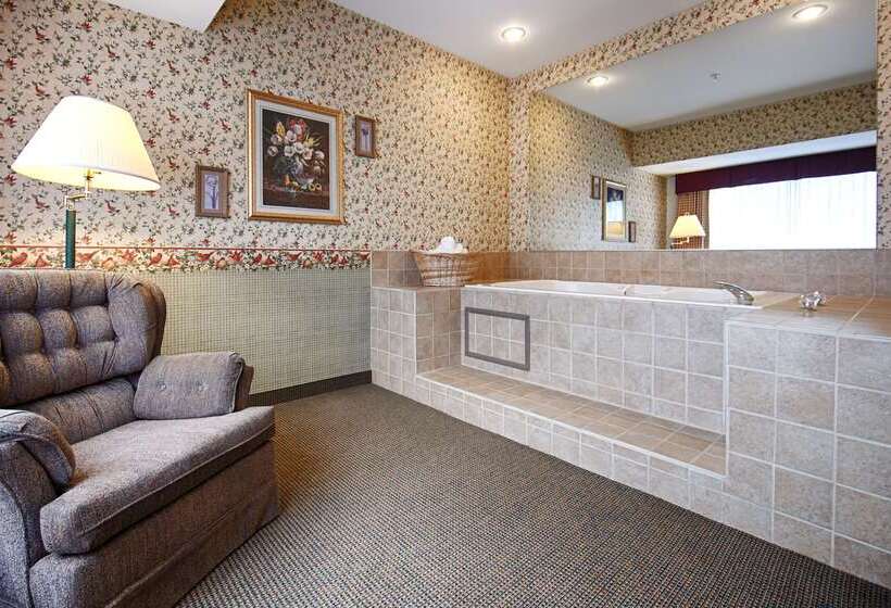 فندق Best Western Bronco Inn