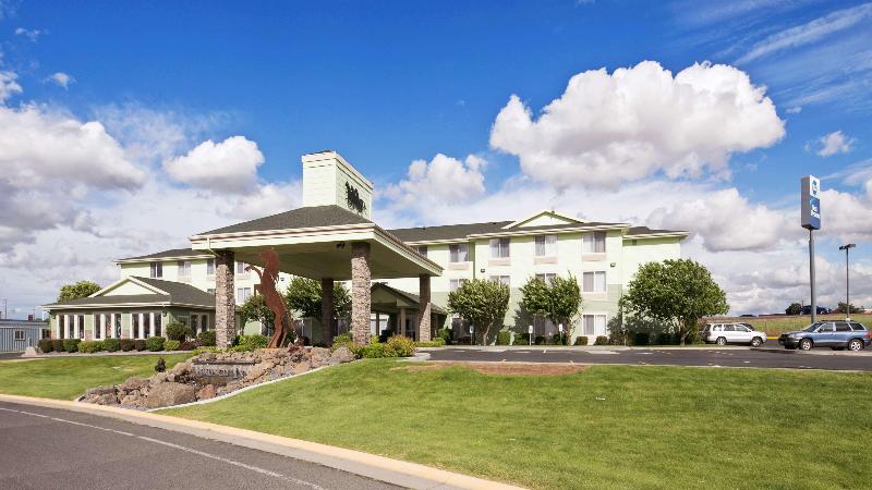 فندق Best Western Bronco Inn
