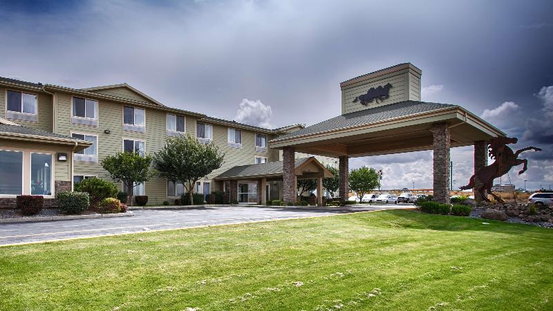 فندق Best Western Bronco Inn