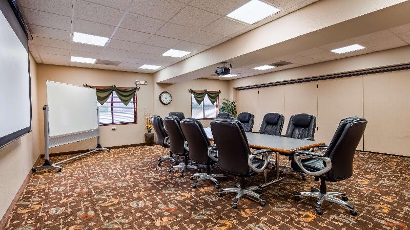 هتل Best Western Plus Country Inn & Suites