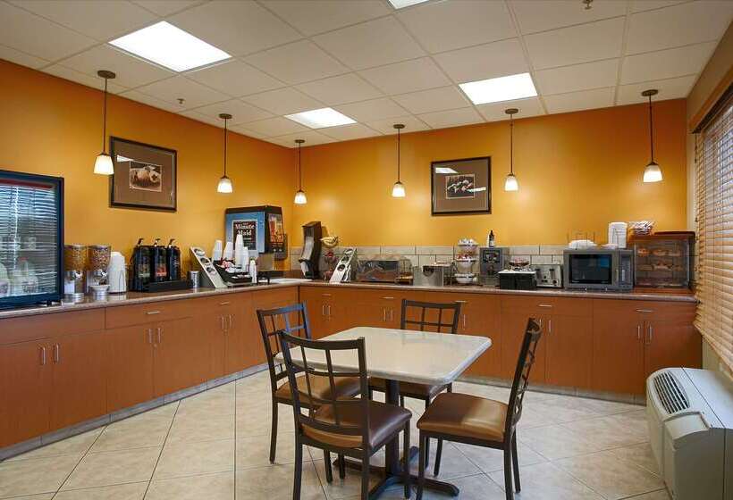 Отель Best Western Plus Country Park