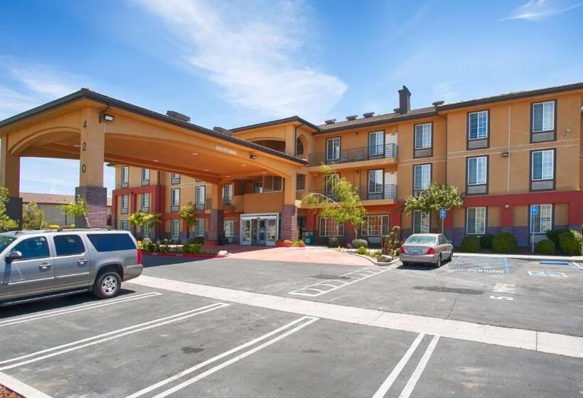 Отель Best Western Plus Country Park