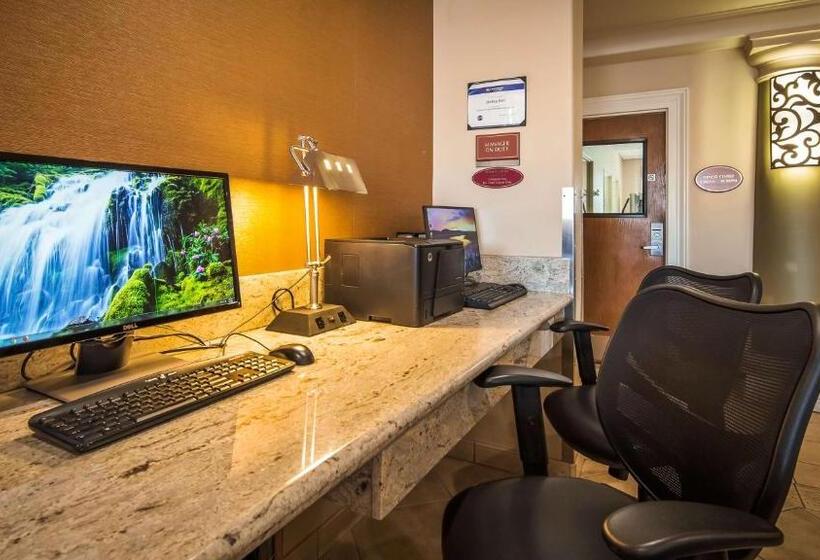 Отель Best Western Plus Country Park