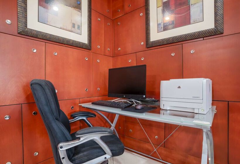 فندق Best Western Plus Flowood Inn & Suites