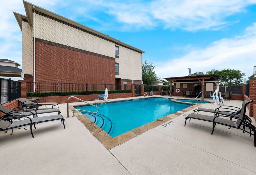 ホテル Best Western Plus Lake Dallas Inn & Suites