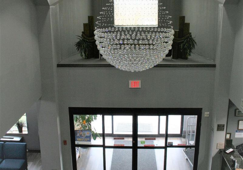 Отель Best Western Plus Lake Dallas Inn & Suites