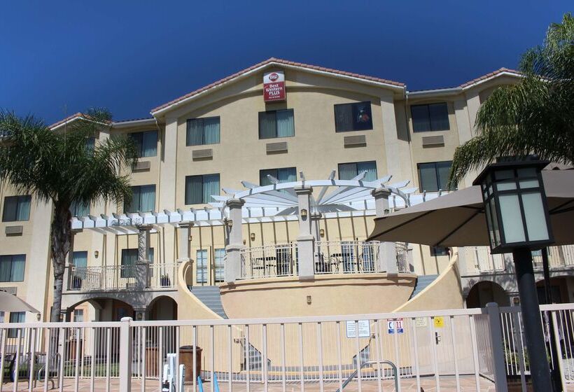 ホテル Best Western Plus Lake Elsinore Inn & Suites
