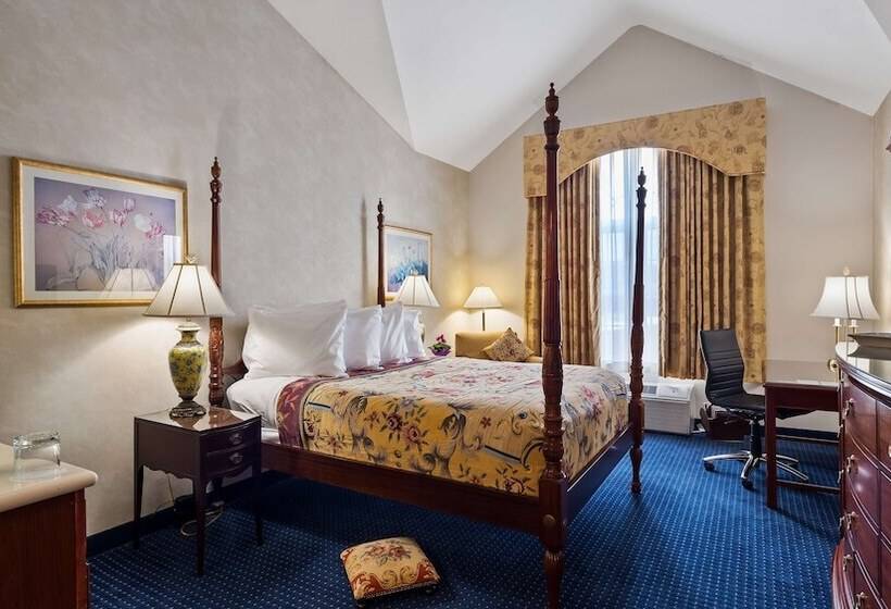 Отель Best Western Plus Mentor Cleveland Northeast