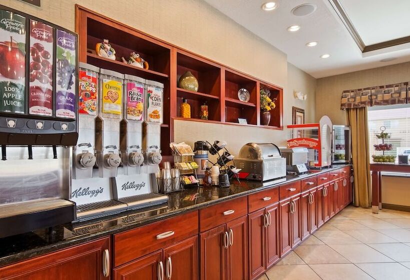 Отель Best Western Plus Montezuma Inn And Suites