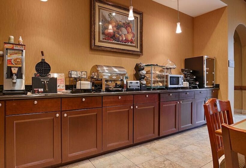 호텔 Best Western Plus New Caney Inn & Suites