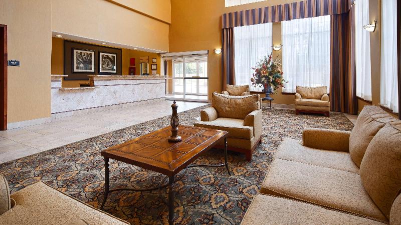 호텔 Best Western Plus New Caney Inn & Suites