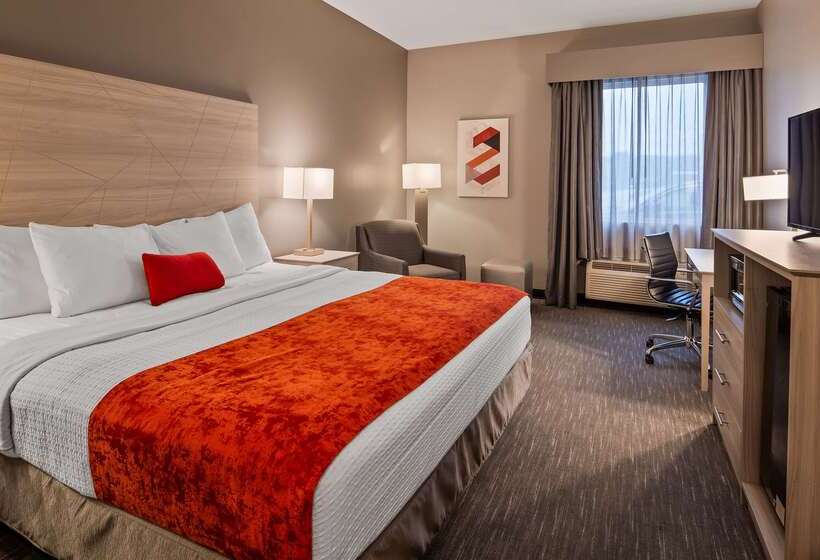 Отель Best Western Plus New Cumberland