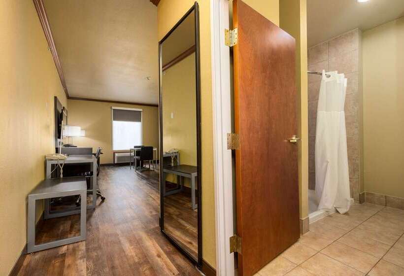 Отель Best Western Plus Portland