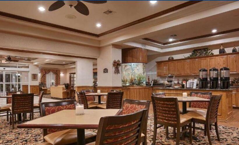 Отель Best Western Plus Portland