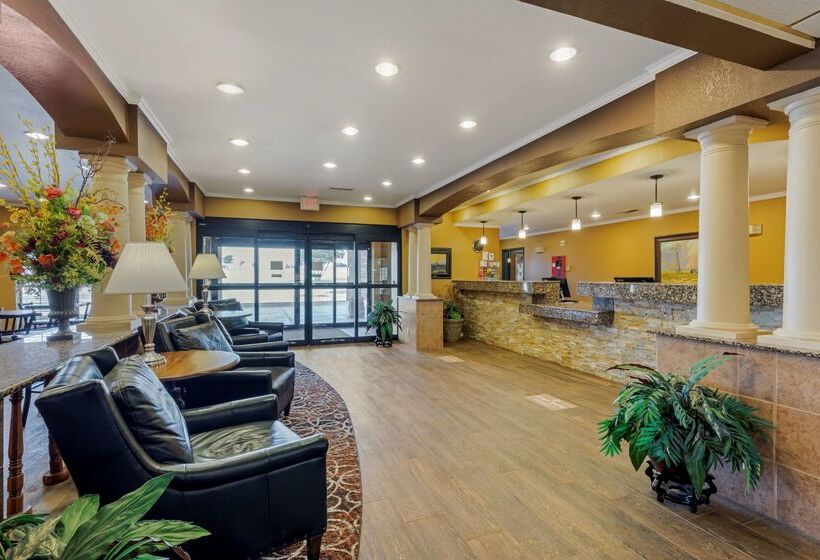 Отель Best Western Plus Red River Inn