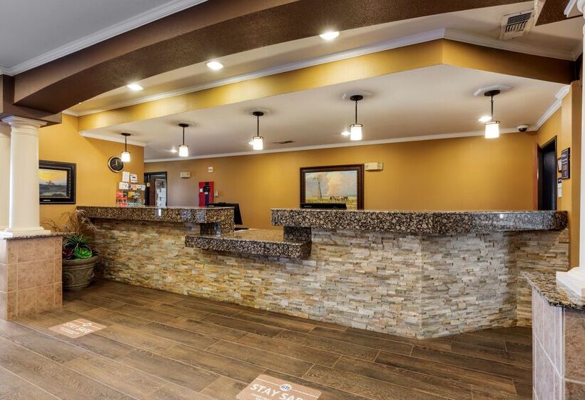 בית מלון כפרי Best Western Plus Red River Inn