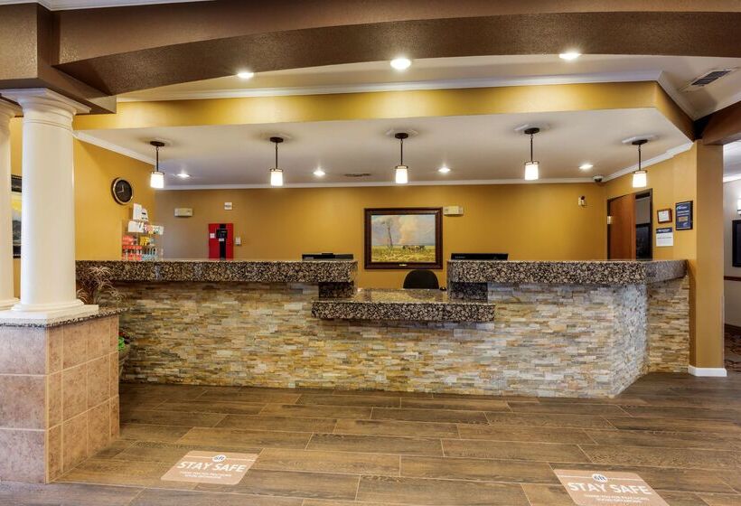 Отель Best Western Plus Red River Inn